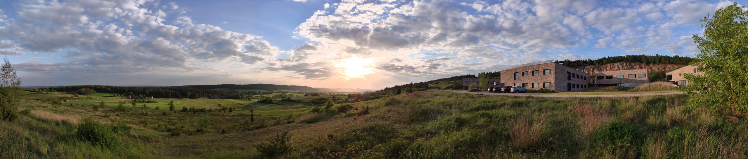 PANO_20220514_190905.vr